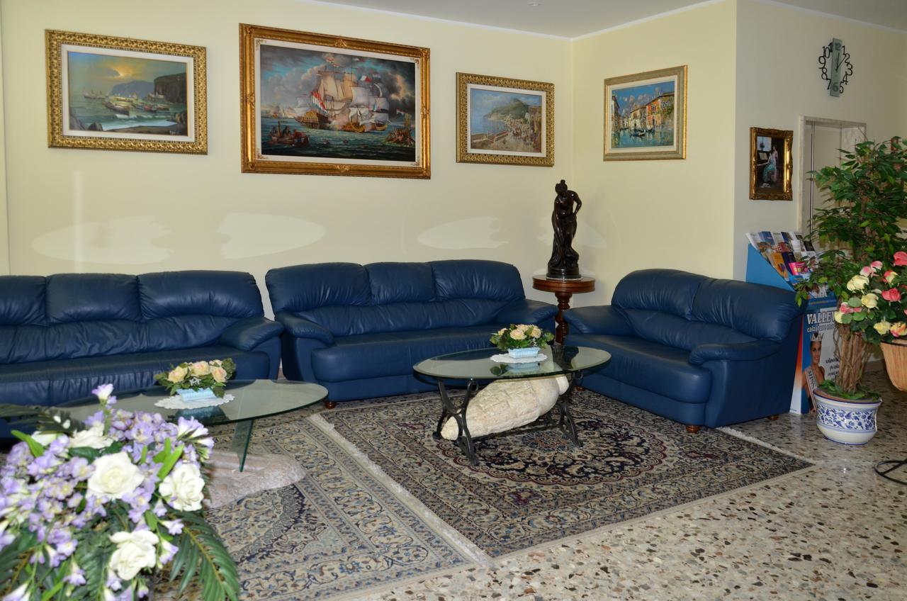 Hotel Cristina Hospitality Centrale (Adults Only) Ριτσόνε Εξωτερικό φωτογραφία